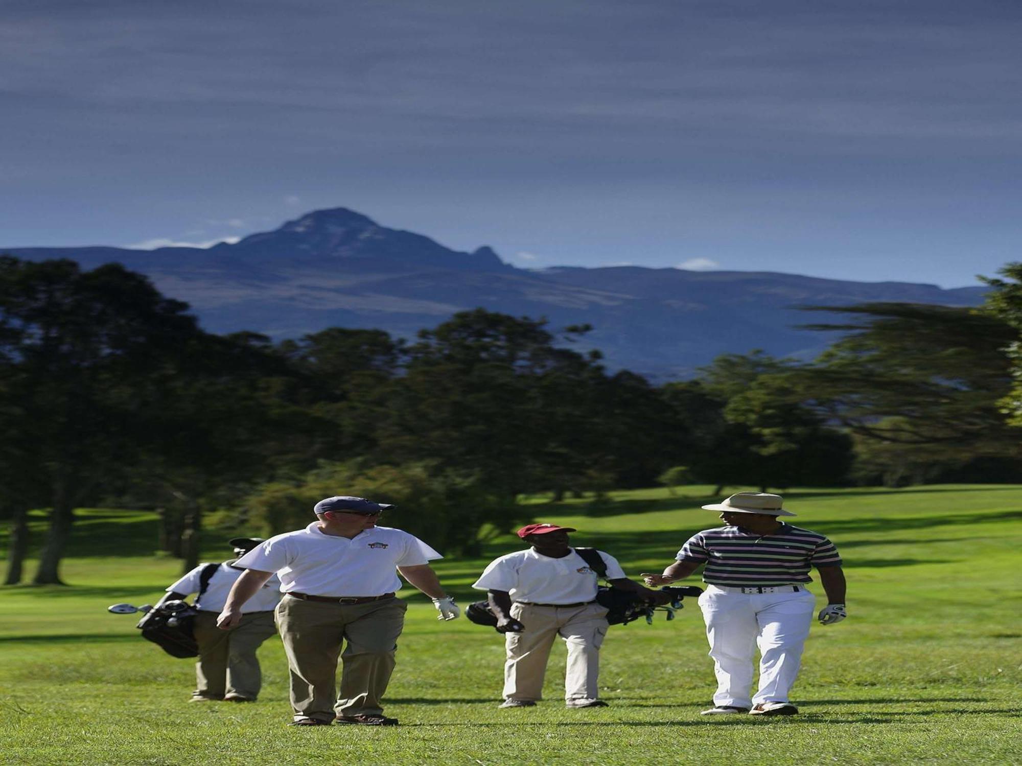 מלון נאניוקי Fairmont Mount Kenya Safari Club מראה חיצוני תמונה